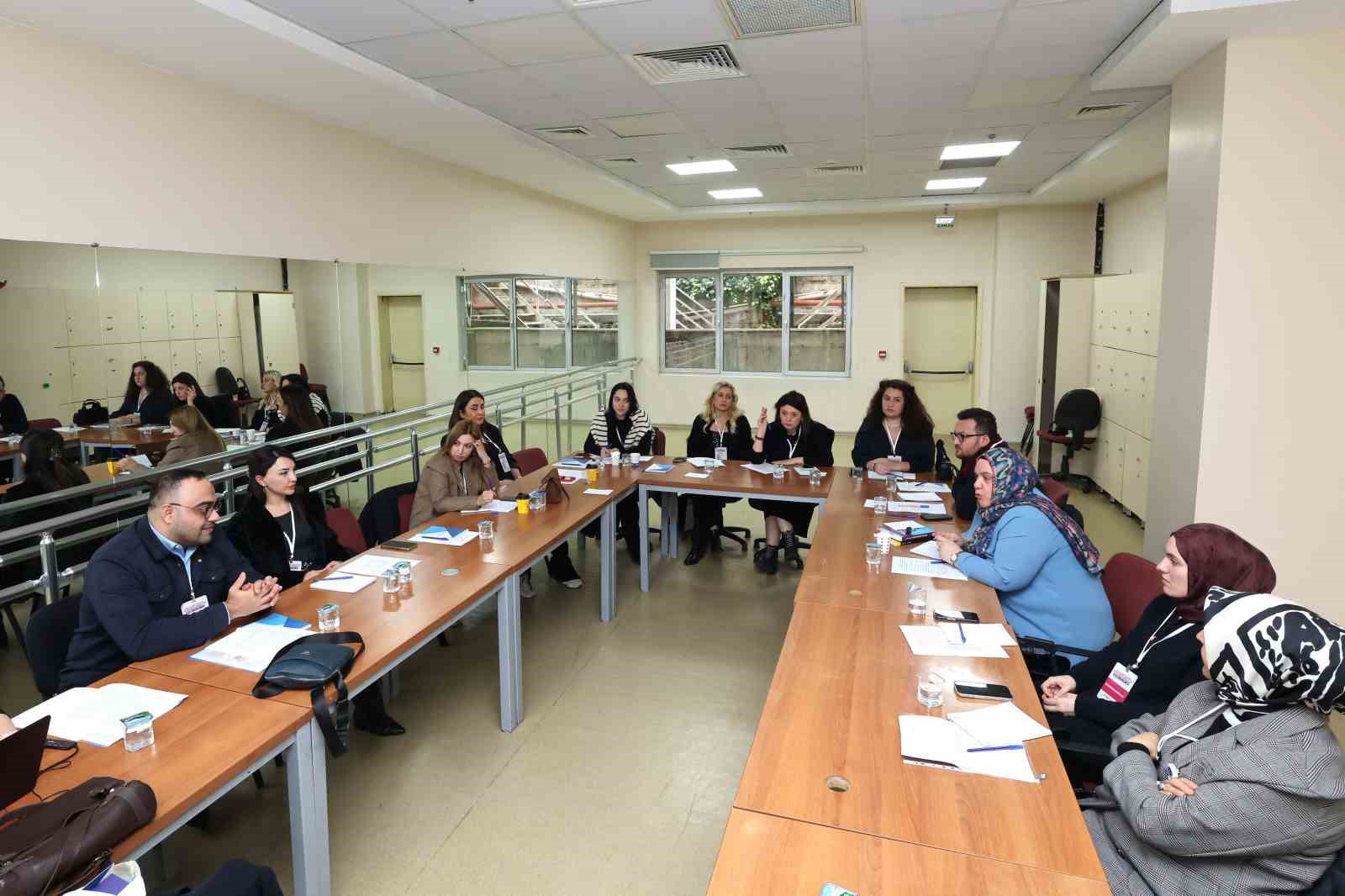 Erken çocukluk döneminde belediye hizmetlerinin güçlendirilmesi çalıştayı yapıldı
Erken çocukluk döneminde belediye hizmetlerinin güçlendirilmesi çalıştayı yapıldı