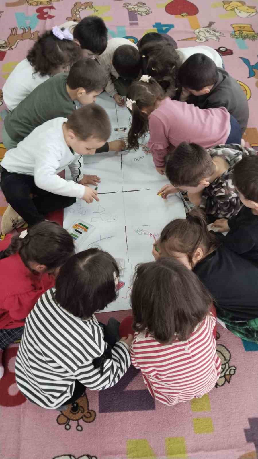 Ersander’den çocuklara bayram hediyesi
