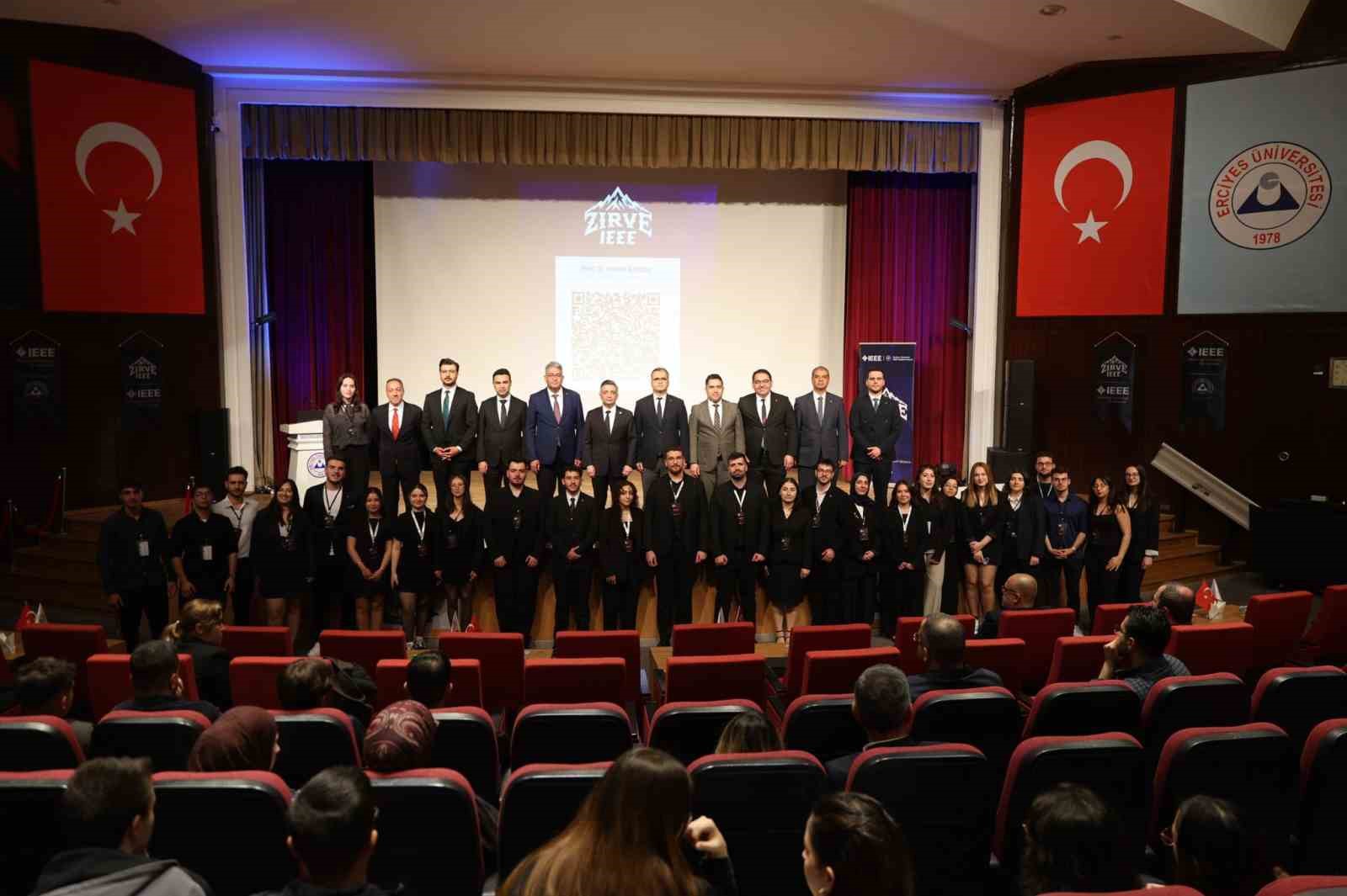 ERÜ’de ’Zirve IEEE’ düzenlendi
