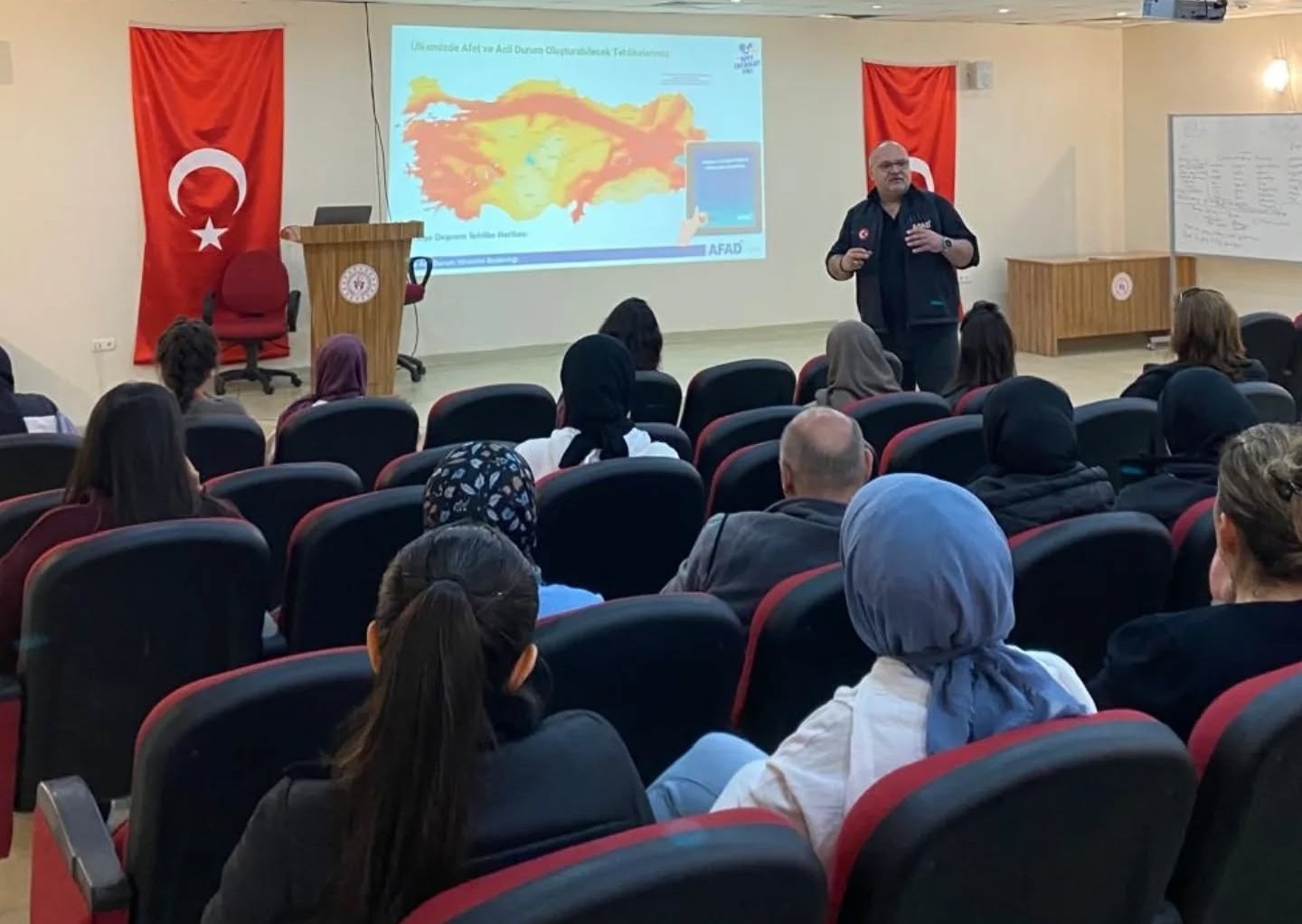 Erzincan’da afet bilinci eğitimleri sürüyor

