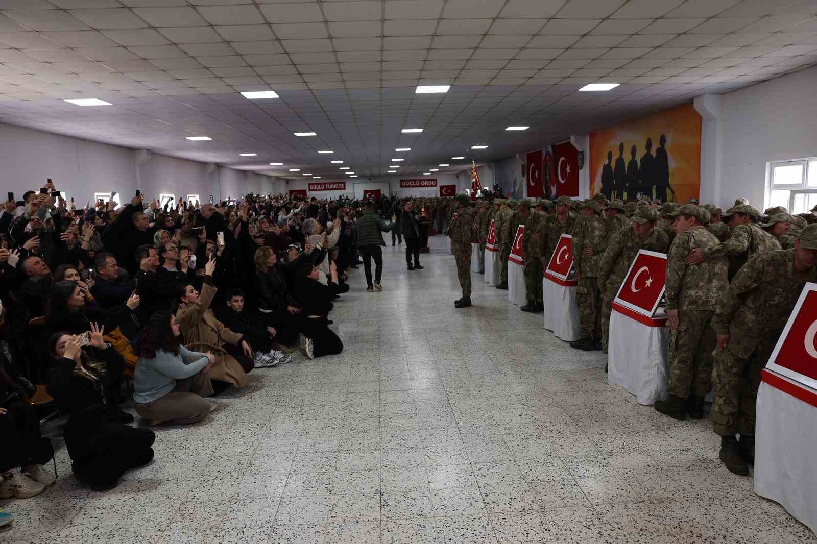 Erzincan’da bedelli erler yemin etti
