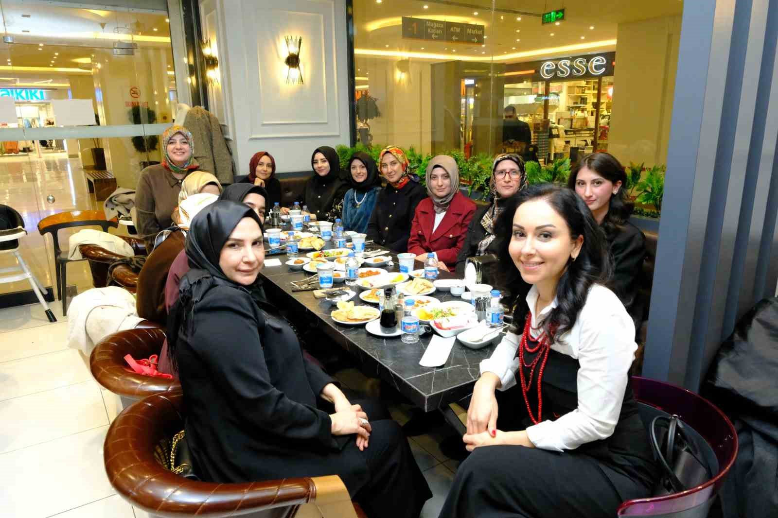 Erzincan’da Kadın Girişimciler Kadınlar Günü’nde iftarda buluştu
