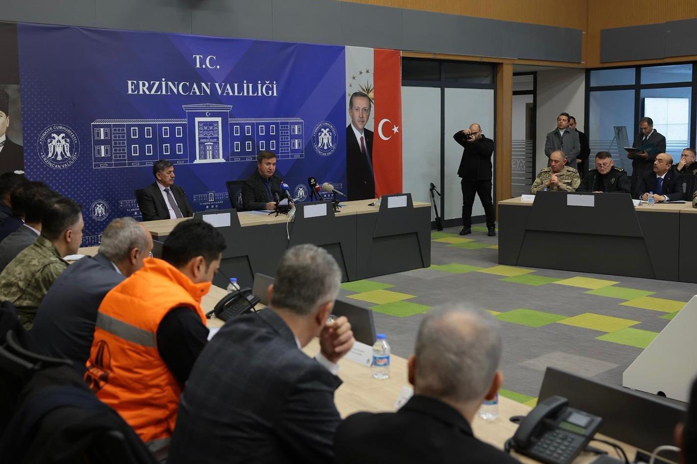 Erzincan’da kış ve yılbaşı tedbirleri masaya yatırıldı
