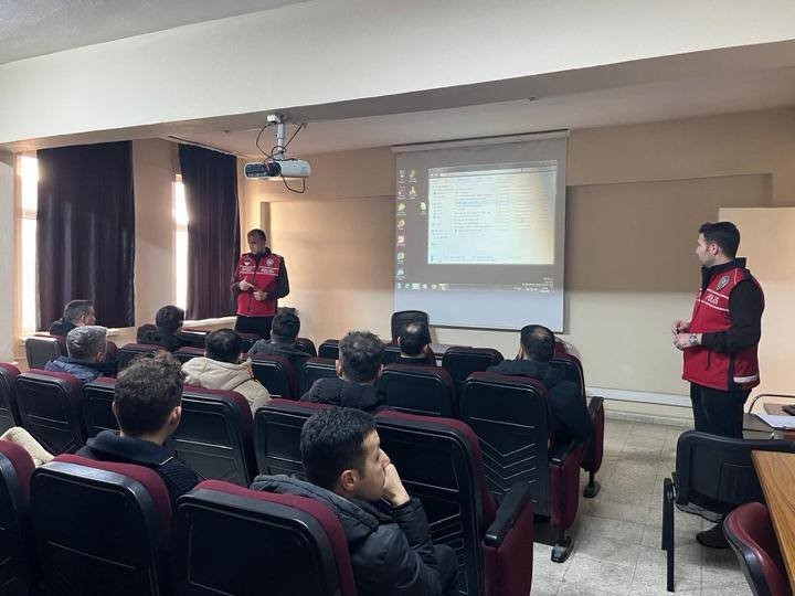 Erzincan’da "Spor Güvenliği Semineri" düzenlendi

