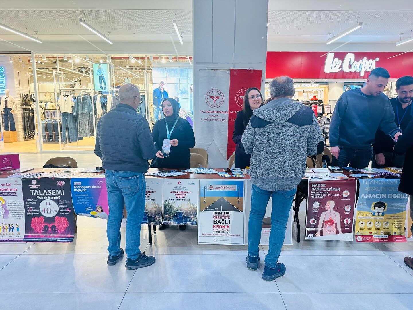 Erzincan’da vatandaşlara obezite konusunda bilgilendirme yapıldı
