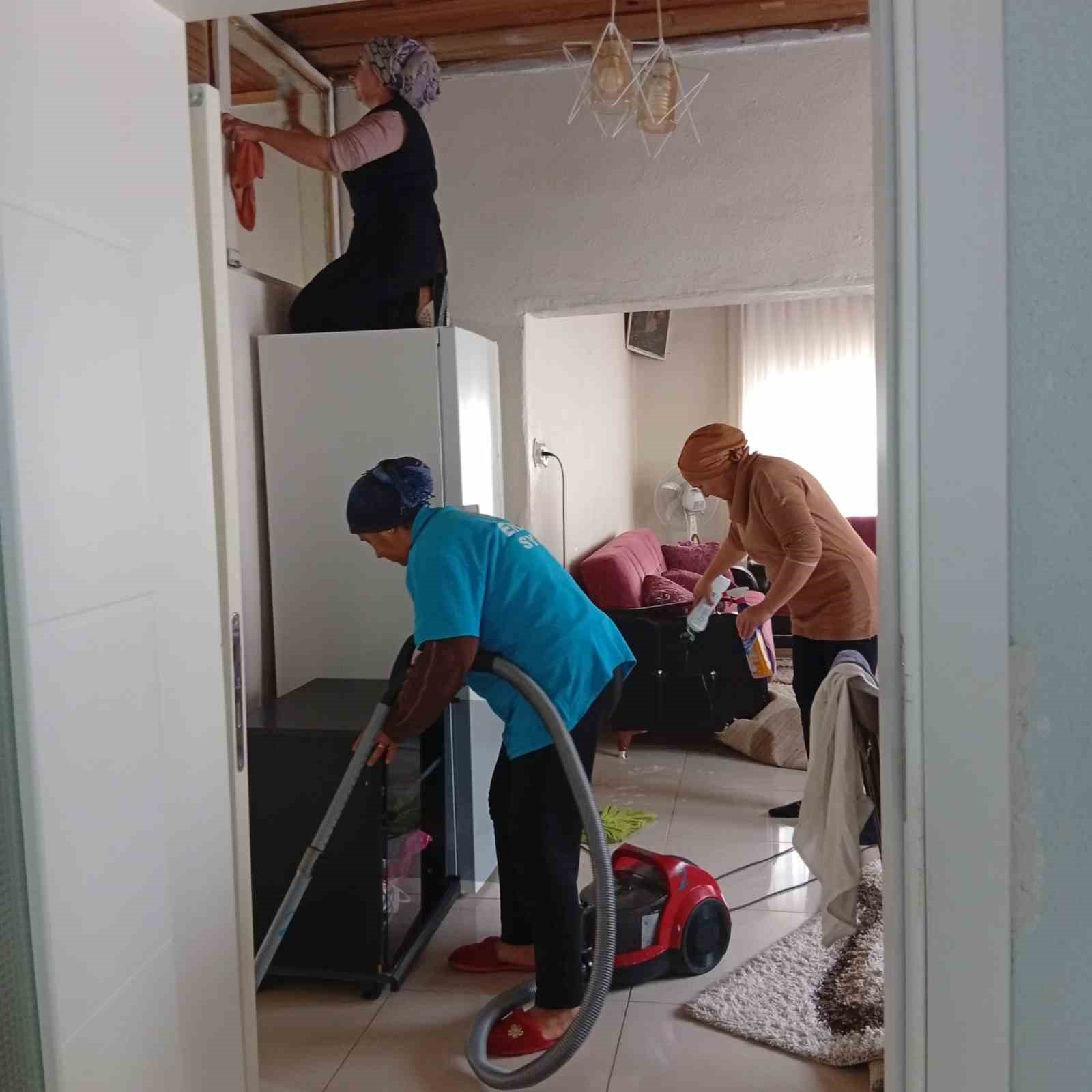 Erzin’de hayata geçirilen proje yaşlılar ve bakıma muhtaç vatandaşlara umut oldu
Erzin’de hayata geçirilen proje yaşlılar ve bakıma muhtaç vatandaşlara umut oldu