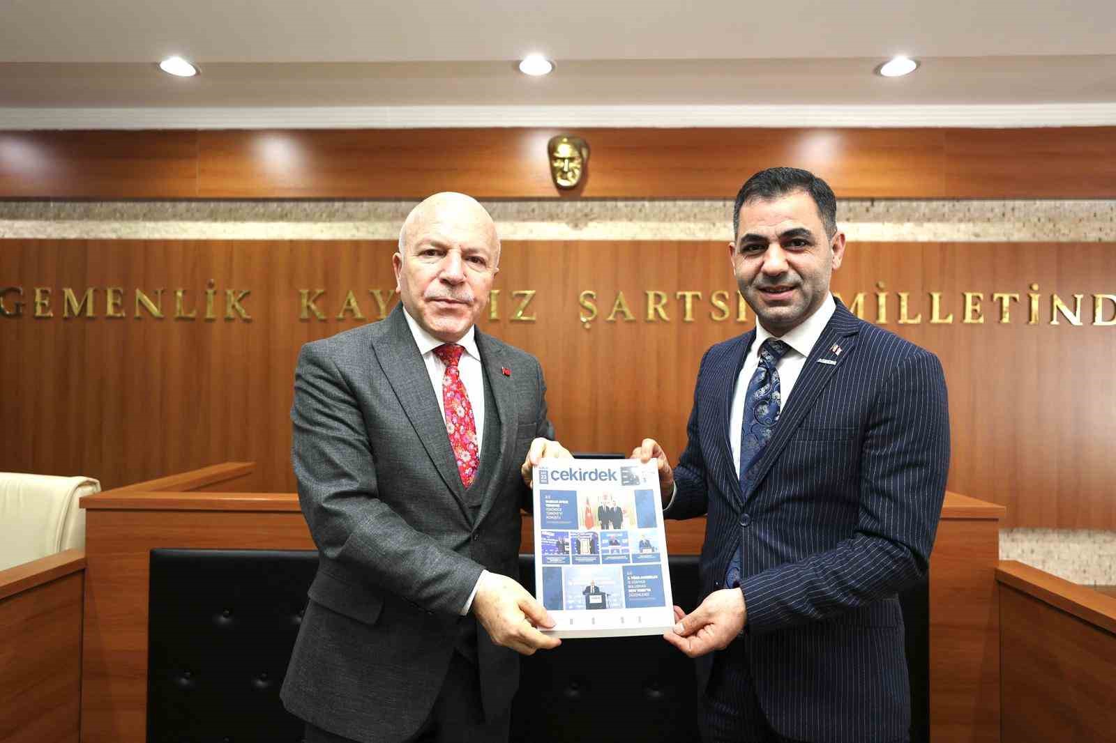 Erzurum ASKON’dan Büyükşehir Belediye Başkanı Sekmen’e nezaket ziyareti
