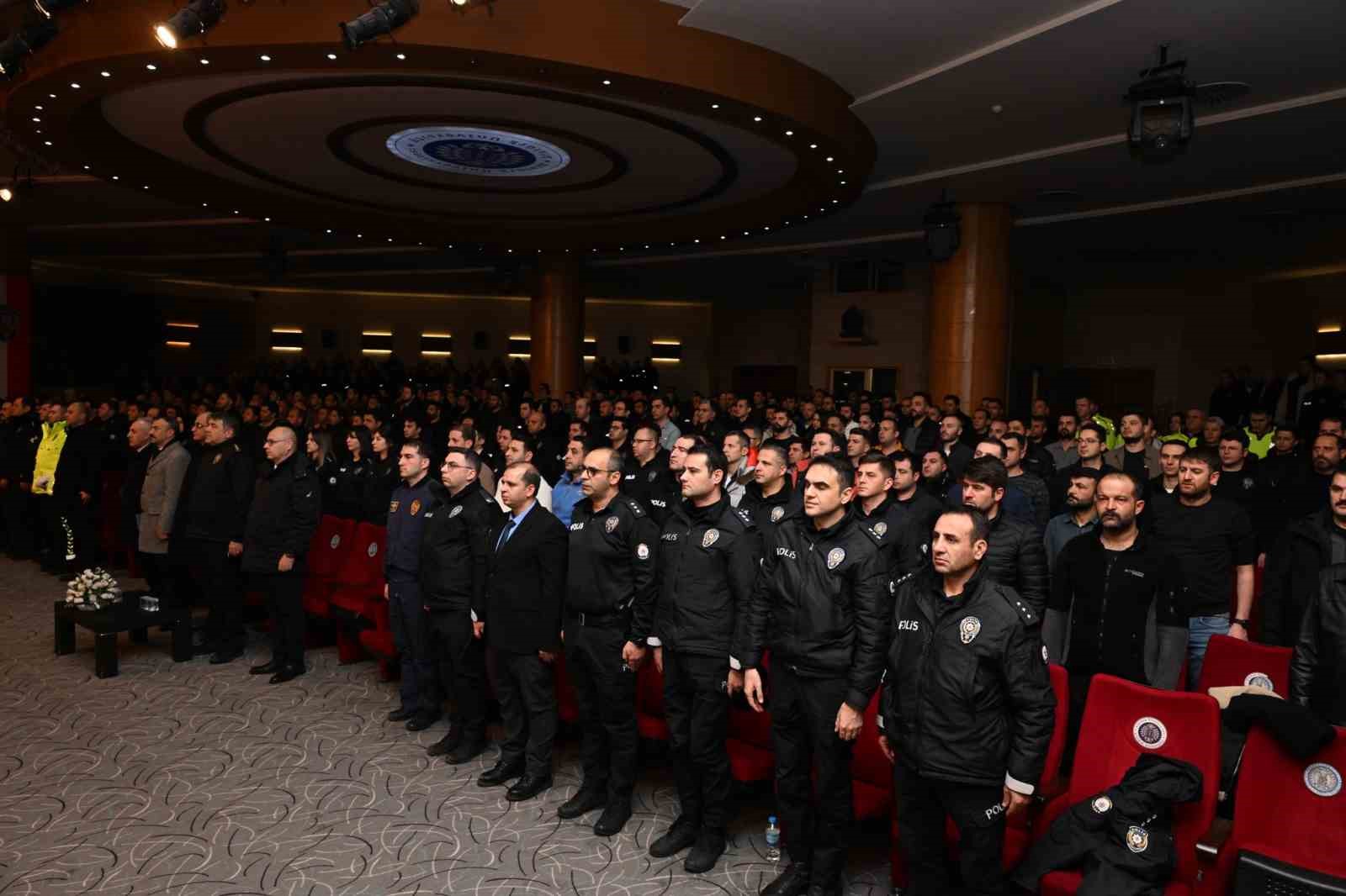 Erzurum Emniyeti’nde sigaraya savaş açıldı
