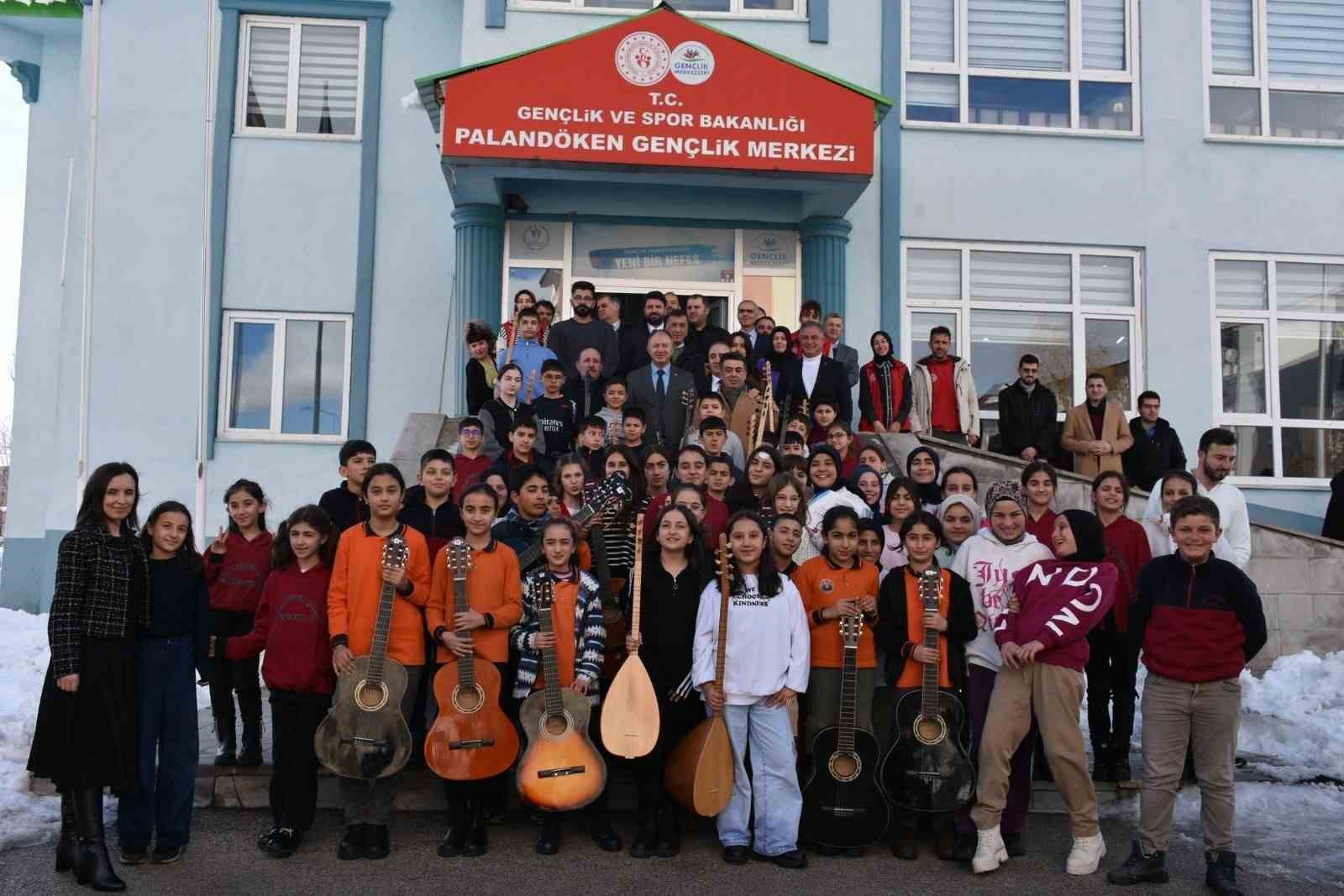 Erzurum GSİM’den ‘Fırsatları eşitliyoruz’ projesi
Erzurum GSİM’den ‘Fırsatları eşitliyoruz’ projesi