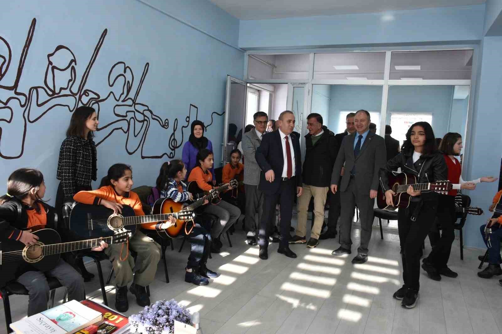 Erzurum GSİM’den ‘Fırsatları eşitliyoruz’ projesi
Erzurum GSİM’den ‘Fırsatları eşitliyoruz’ projesi