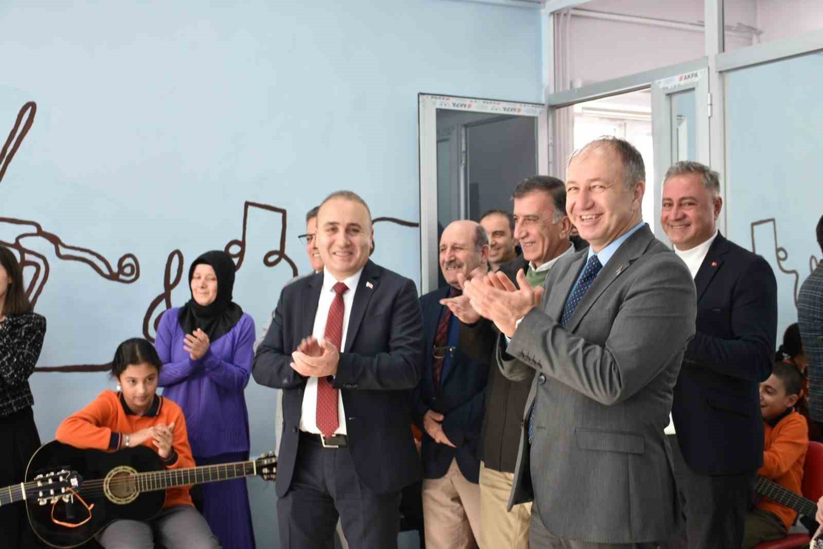 Erzurum GSİM’den ‘Fırsatları eşitliyoruz’ projesi
Erzurum GSİM’den ‘Fırsatları eşitliyoruz’ projesi