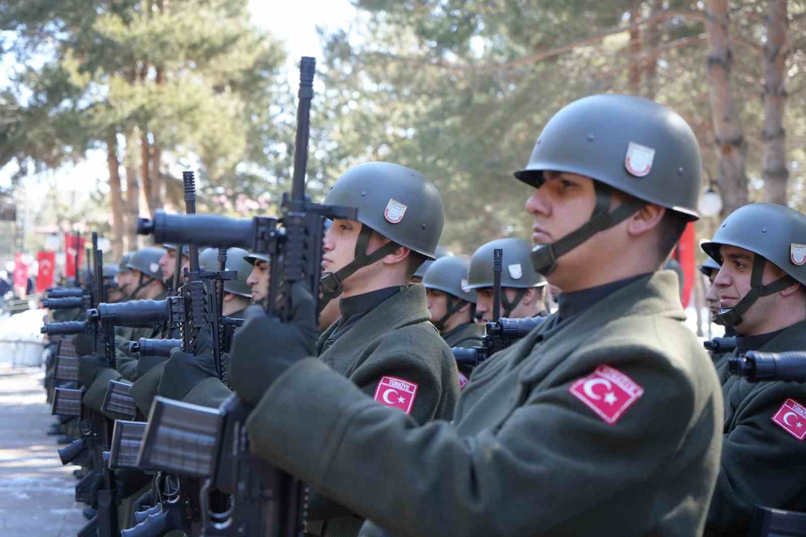 Erzurum Karskapı Şehitliğinde 111 yıllık hüzün ve coşku bir arada
