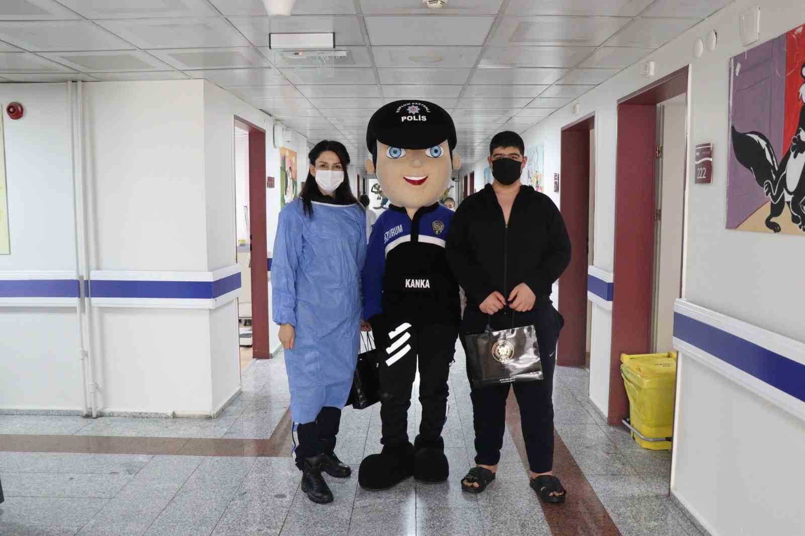 Erzurum polisinden örnek ziyaret
