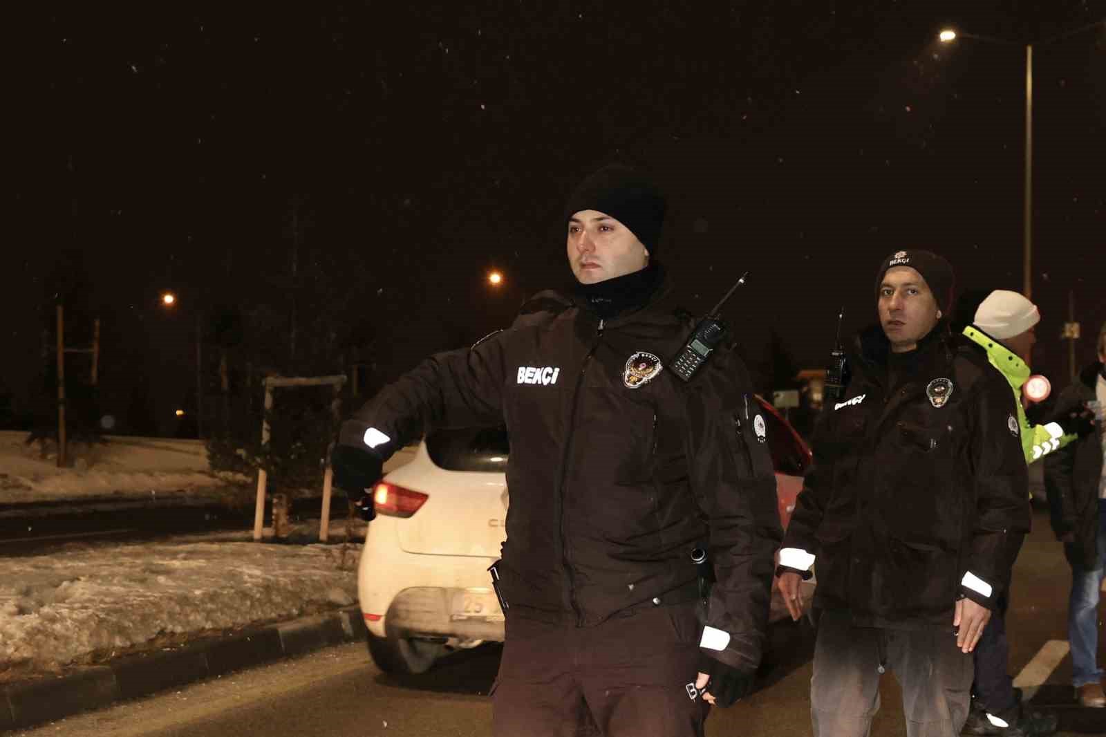 Erzurum polisinden şok uygulamalar

