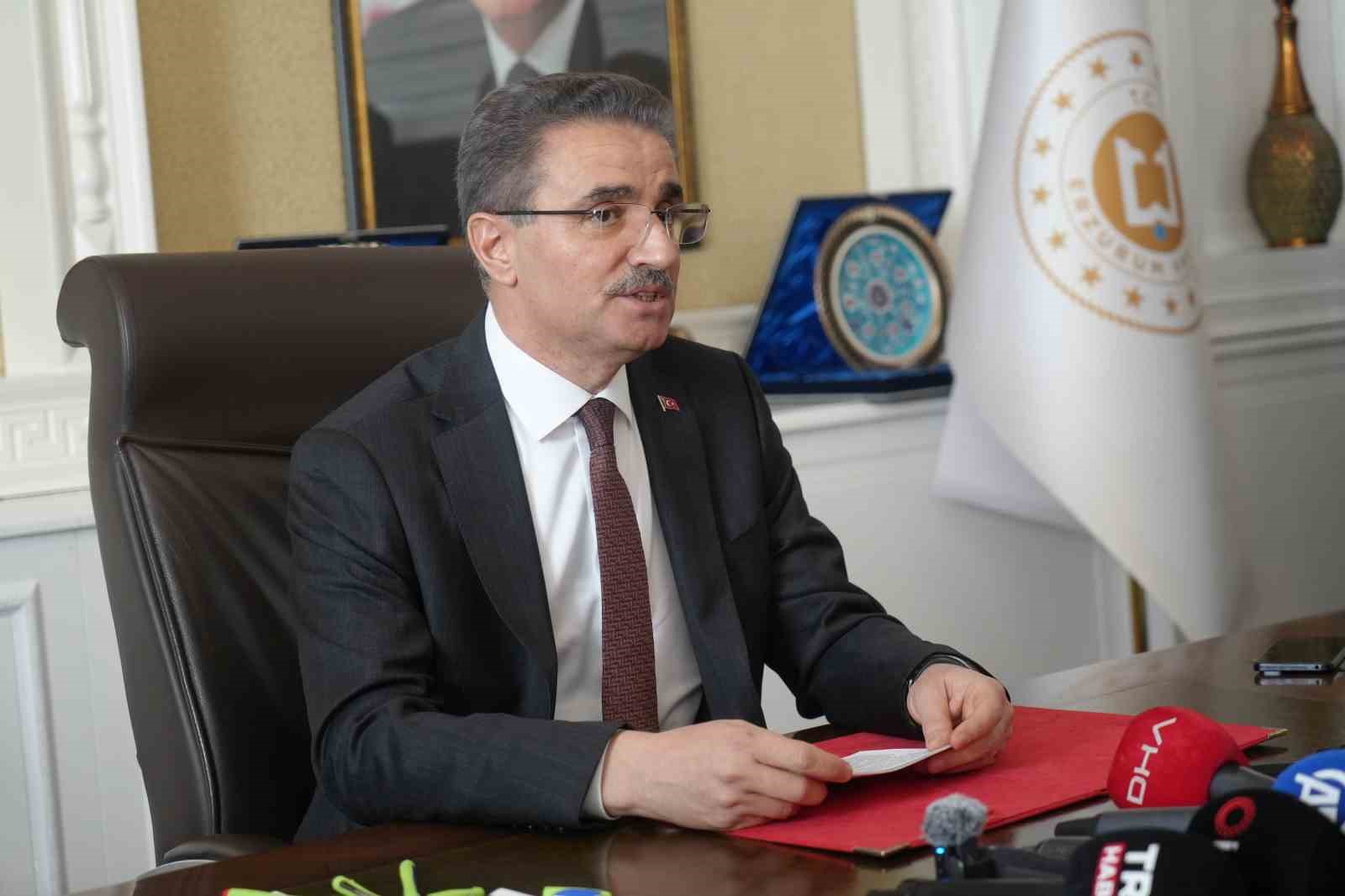 Erzurum Valisi Aydın Baruş göreve başladı
