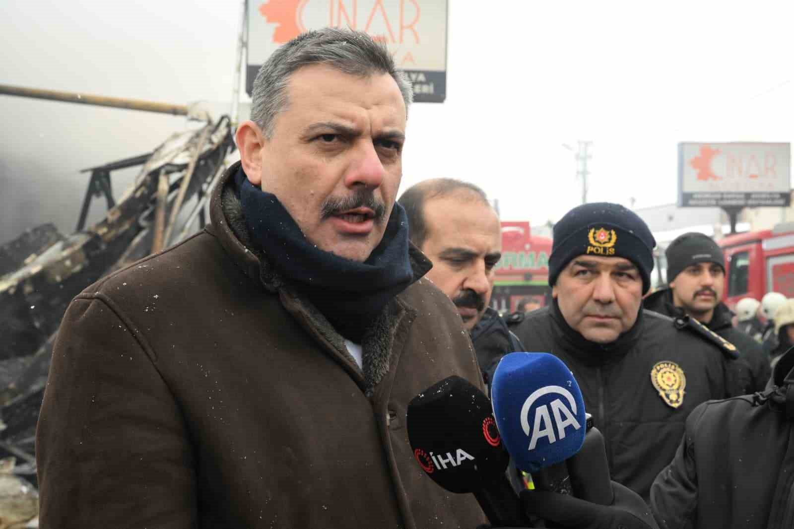 Erzurum Valisi Mustafa Çiftçi’den yangın açıklaması: "Allah milletimize böyle acılar yaşatmasın"
