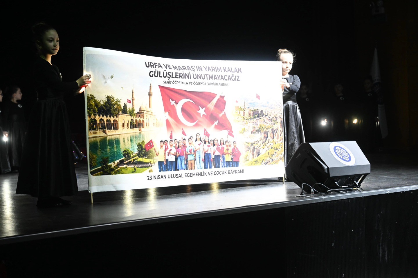 Erzurum’da çocuklar gönlünce bayramlarını kutladı
