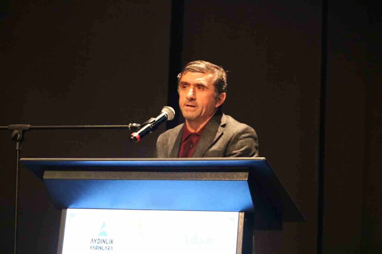 Erzurum’da gençler kitapla buluştu, ödüller sahiplerini buldu
