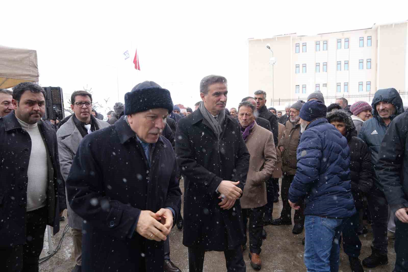 Erzurum’da Halk Pazarları’nın 13. Şubesi açıldı
