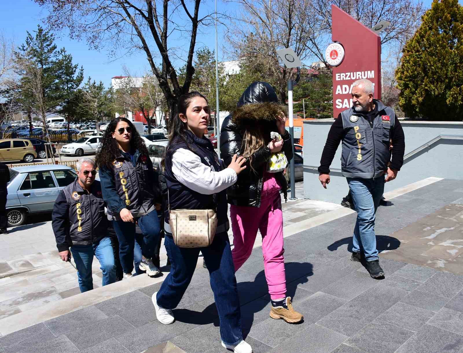 Erzurum’da masaj salonu maskesi altında fuhuş şebekesine darbe

