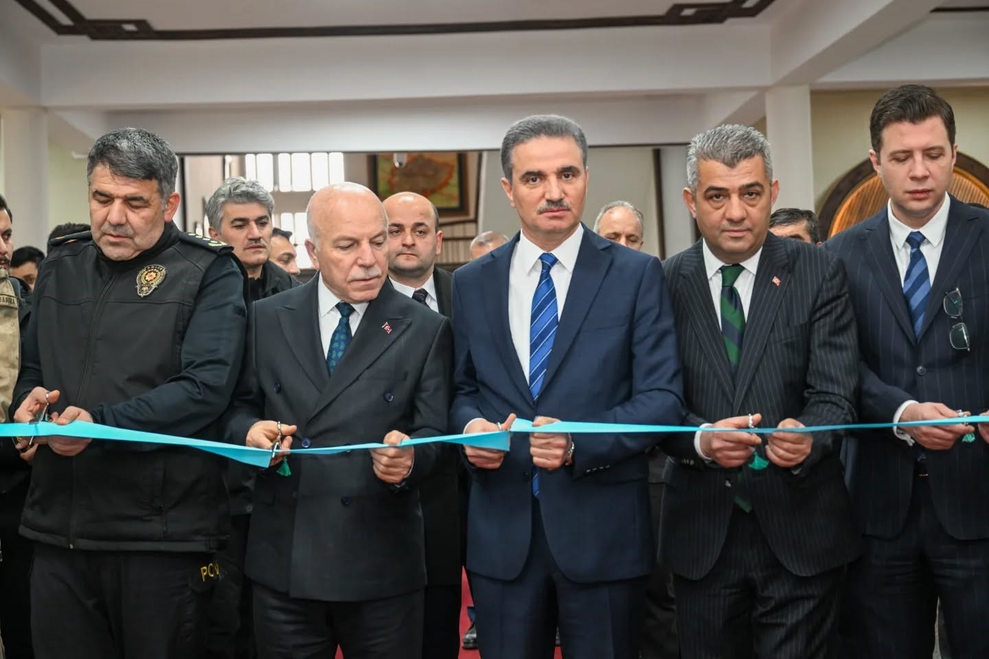 Erzurum’da "Sanatın diliyle değerlerimiz" sergisi açıldı
