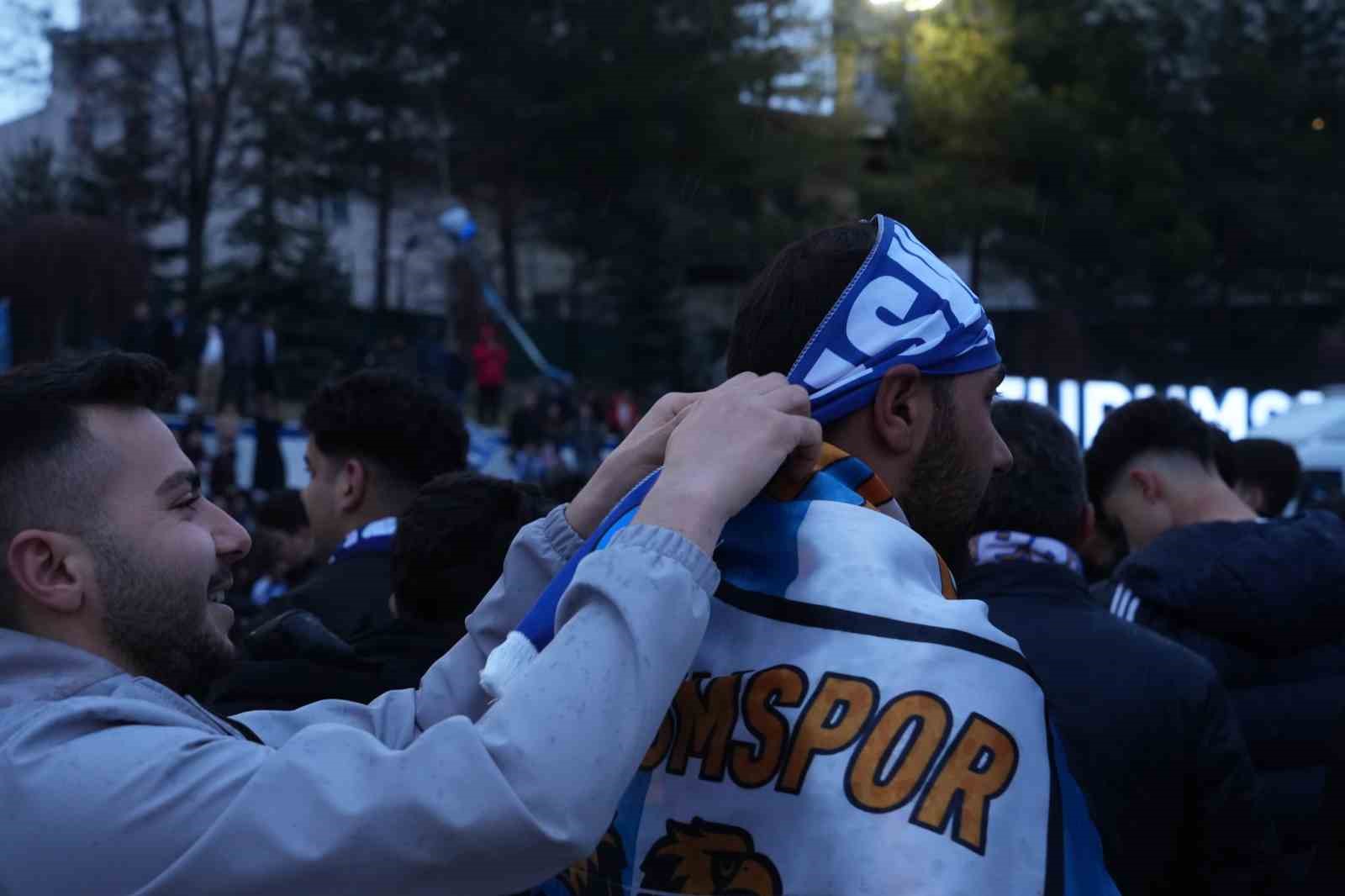 Erzurum’da Süper Lig coşkusu caddelere sığmadı
