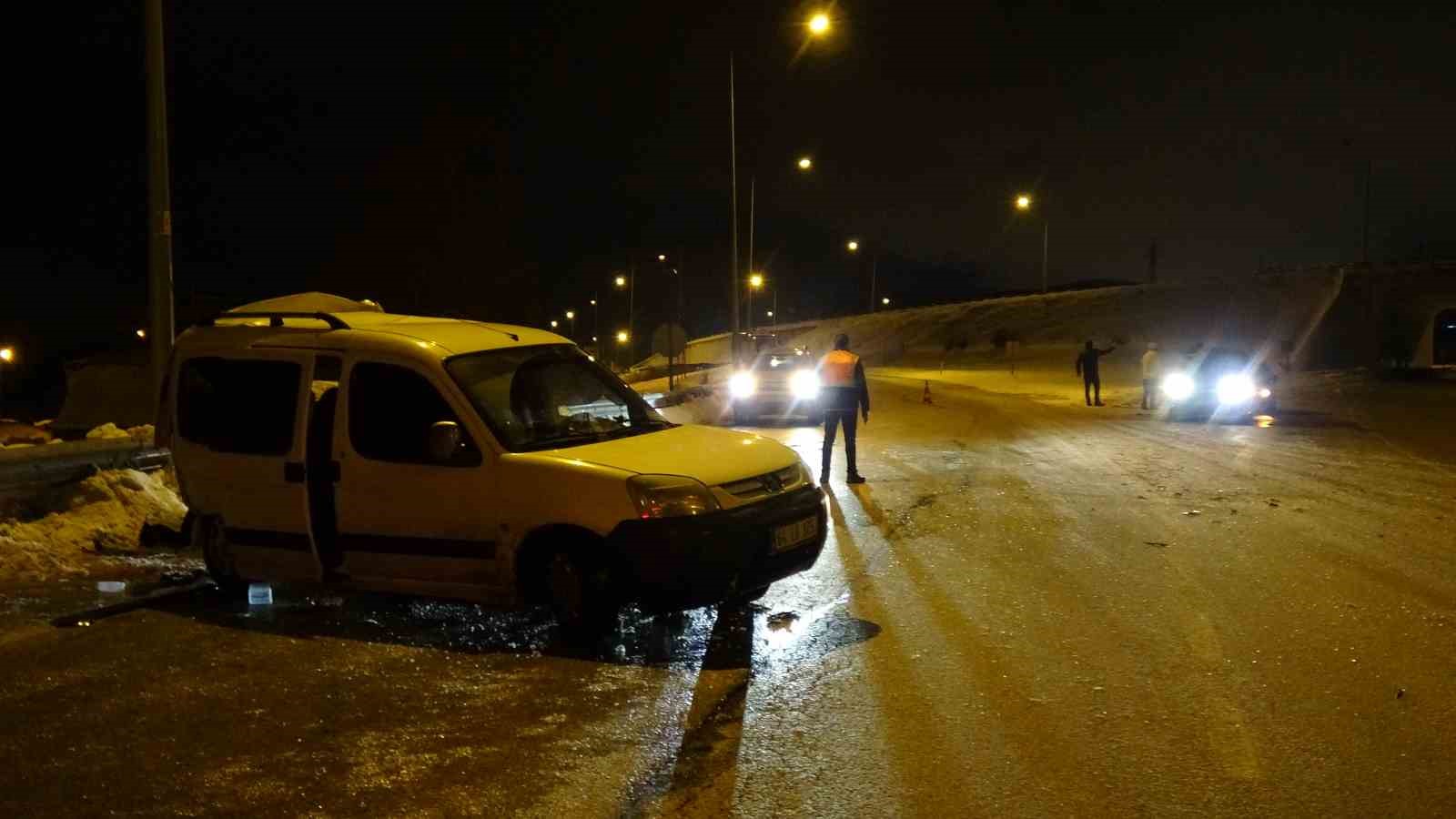 Erzurum’da trafik kazası: 2 yaralı
