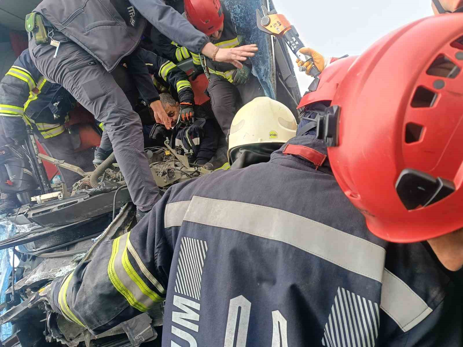 Erzurum’da zincirleme trafik kazası: 20 yaralı
