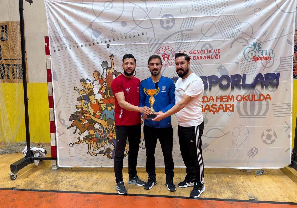 Erzurumlı Kick Boksçular madalyalarla dönüyor
