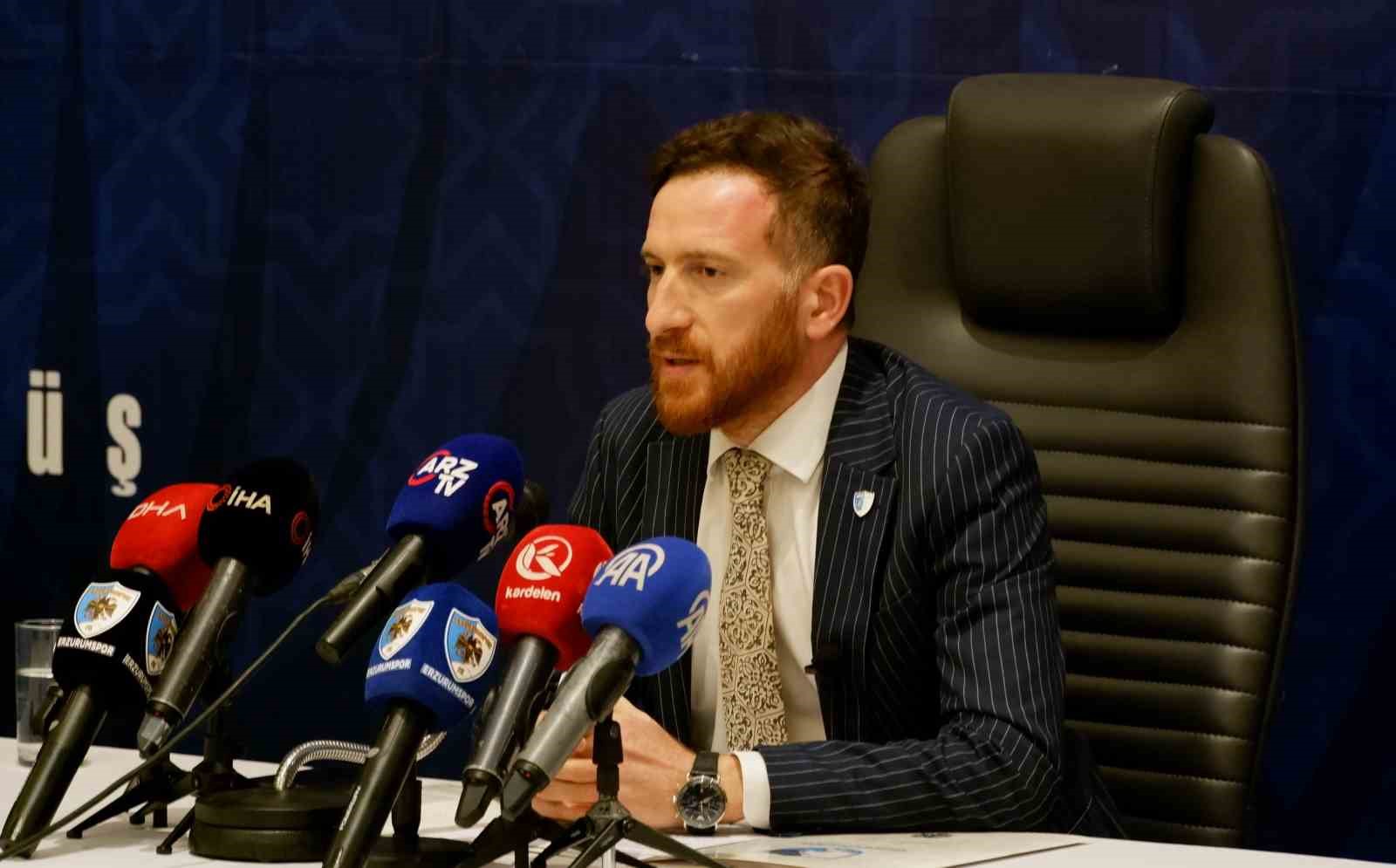 Erzurumspor FK Başkanı Ahmet Dal, "Erzurum zor bir deplasmandır. Ama bu zorluk hava şartlarından değil, sahadaki mücadeleden kaynaklanacaktır"
