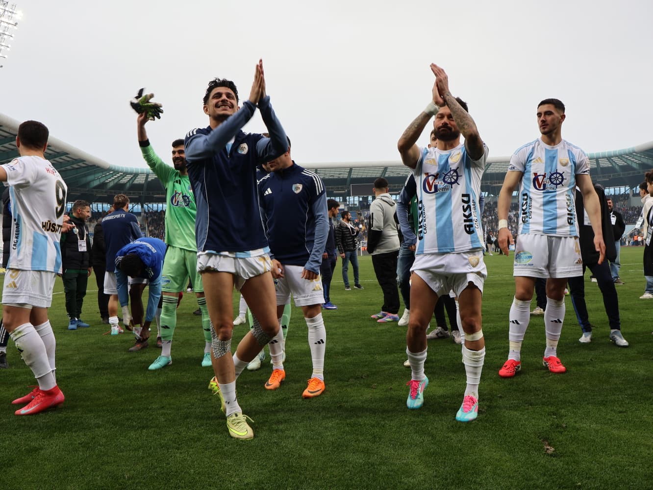 Erzurumspor FK, şampiyonluk yürüyüşünü 1 puanla perçinledi
