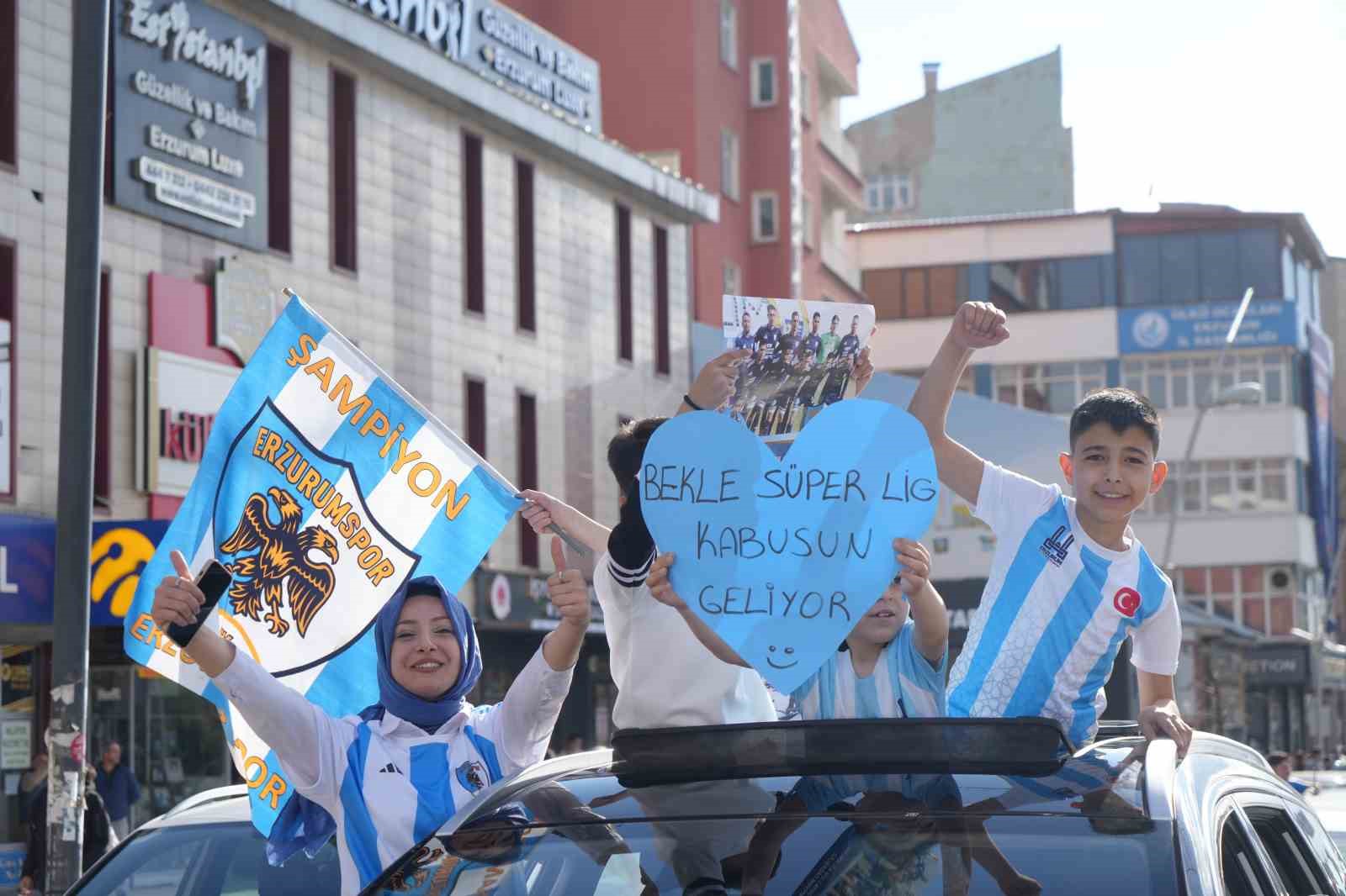 Erzurumspor FK’dan şampiyonluk turu
