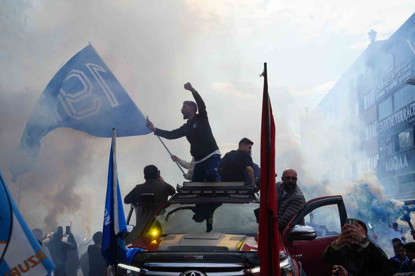 Erzurumspor FK’dan şampiyonluk turu
