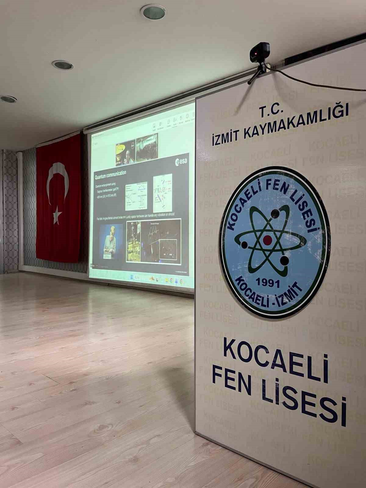 ESA mühendisi Kocaelili öğrencilerle buluştu: Uzay çalışmaları ve kariyer fırsatları anlatıldı
