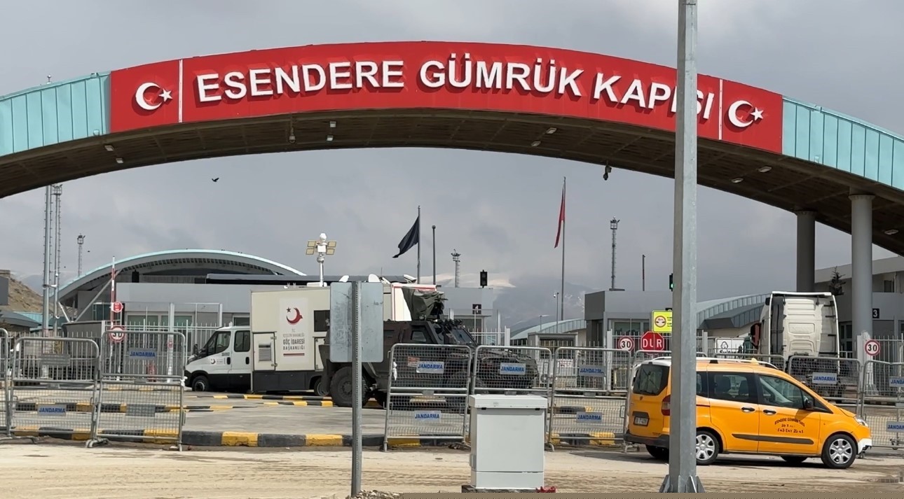 Esendere Sınır kapısı bu bayram sessizlik yaşıyor
