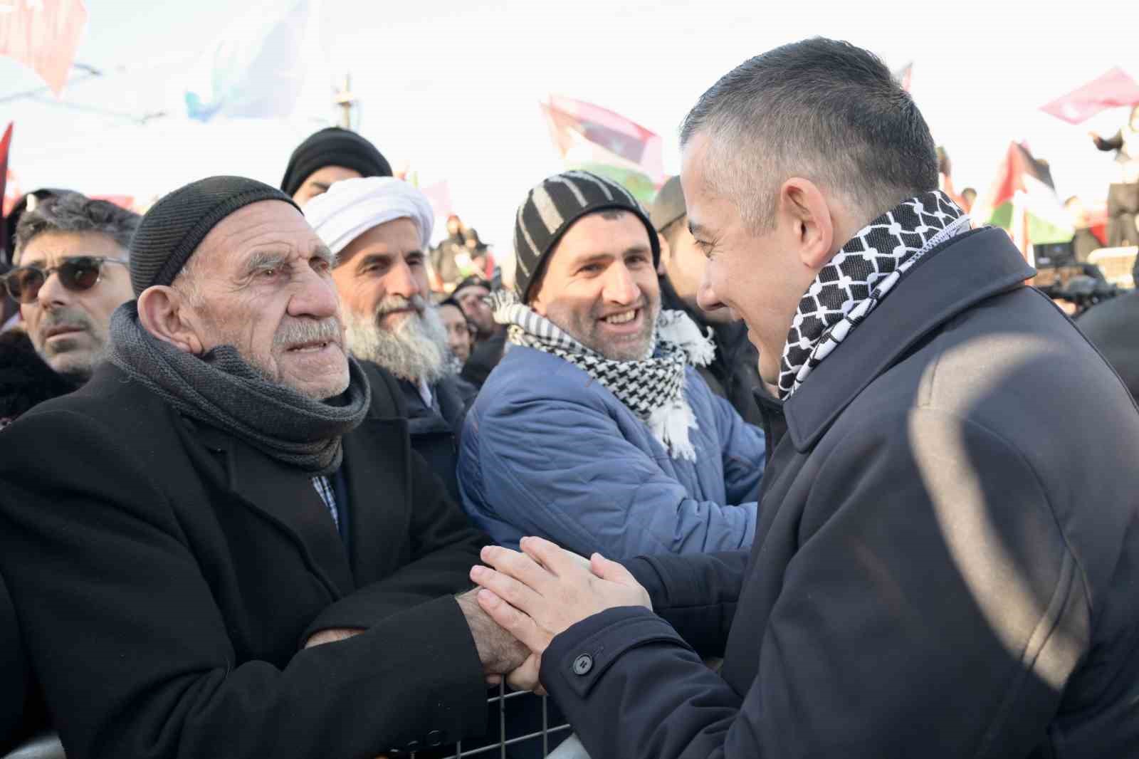 Esenyurt Belediye Başkan Vekili Can Aksoy’dan Filistin için güçlü destek
