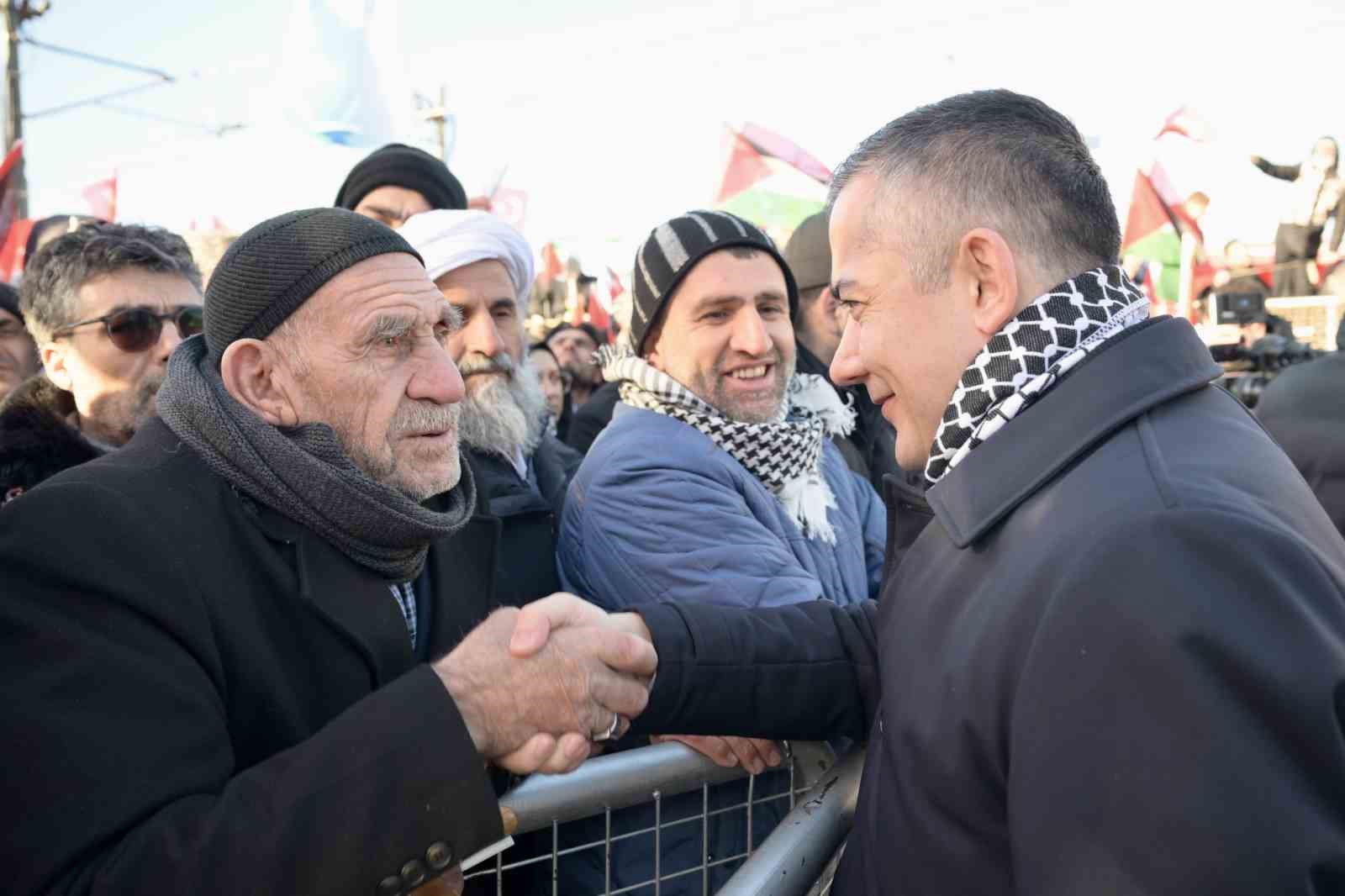Esenyurt Belediye Başkan Vekili Can Aksoy’dan Filistin için güçlü destek
