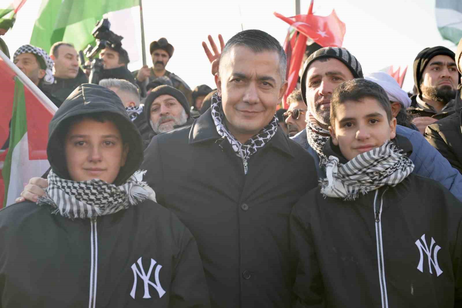 Esenyurt Belediye Başkan Vekili Can Aksoy’dan Filistin için güçlü destek
