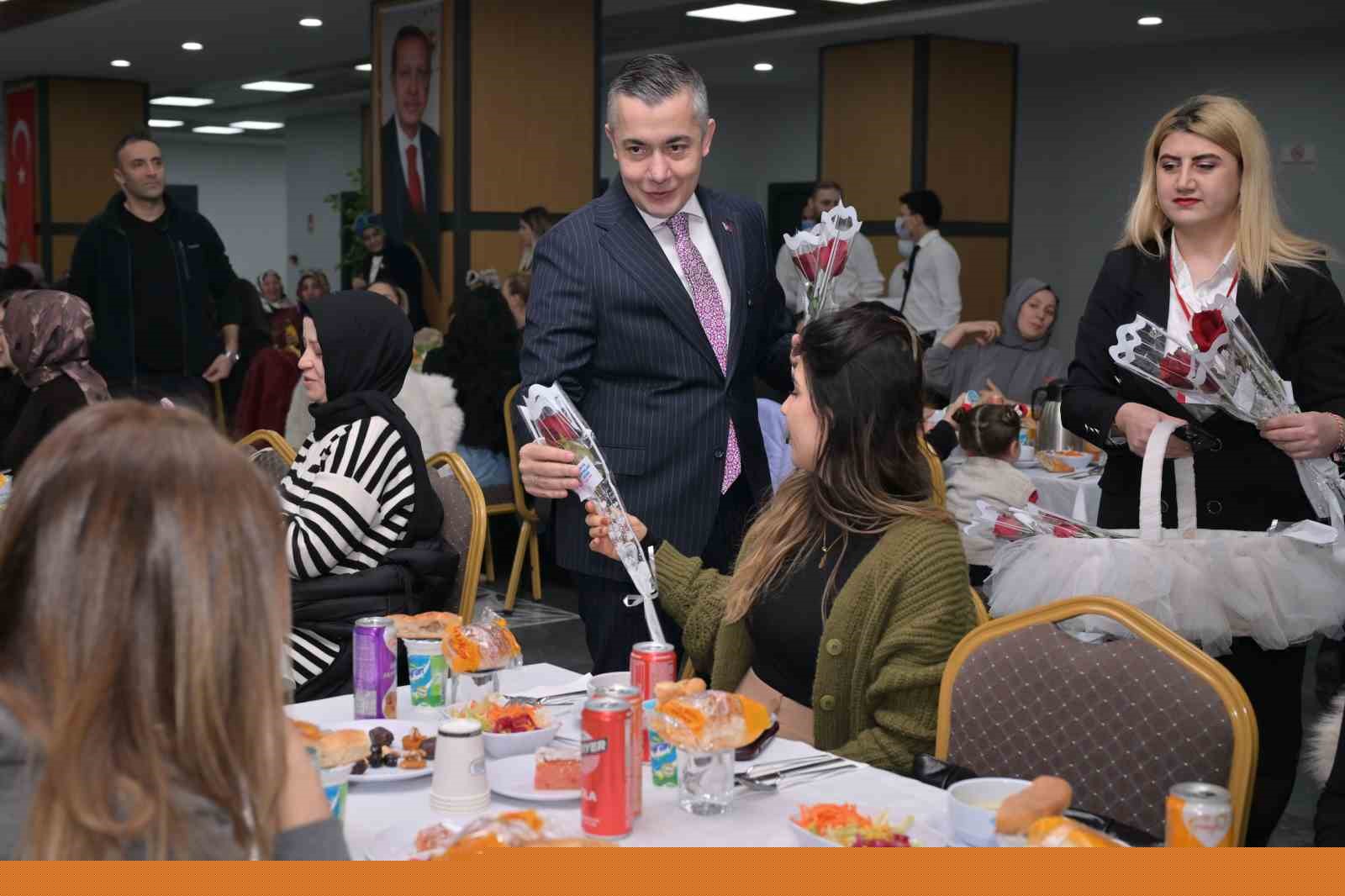 Esenyurt Belediyesi Başkan Vekili Can Aksoy: "24 farklı merkezimizde yaklaşık 20 bin kadınımıza eğitim vermiş durumdayız"
