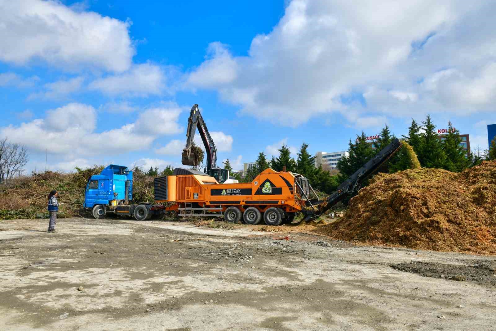 Esenyurt Belediyesi, kaba atıkları geri dönüşüme kazandırıyor
