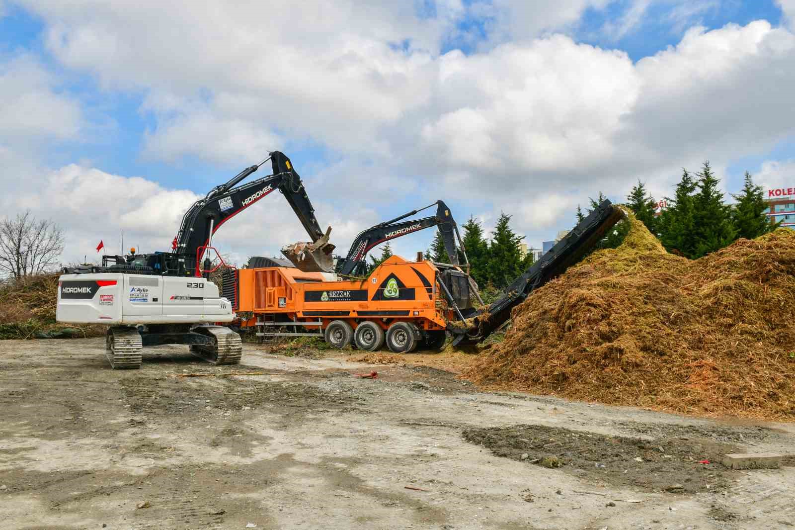 Esenyurt Belediyesi, kaba atıkları geri dönüşüme kazandırıyor
