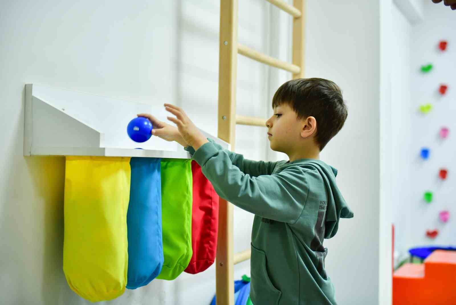 Esenyurt Belediyesi’nden minik Çınar’a büyük destek
