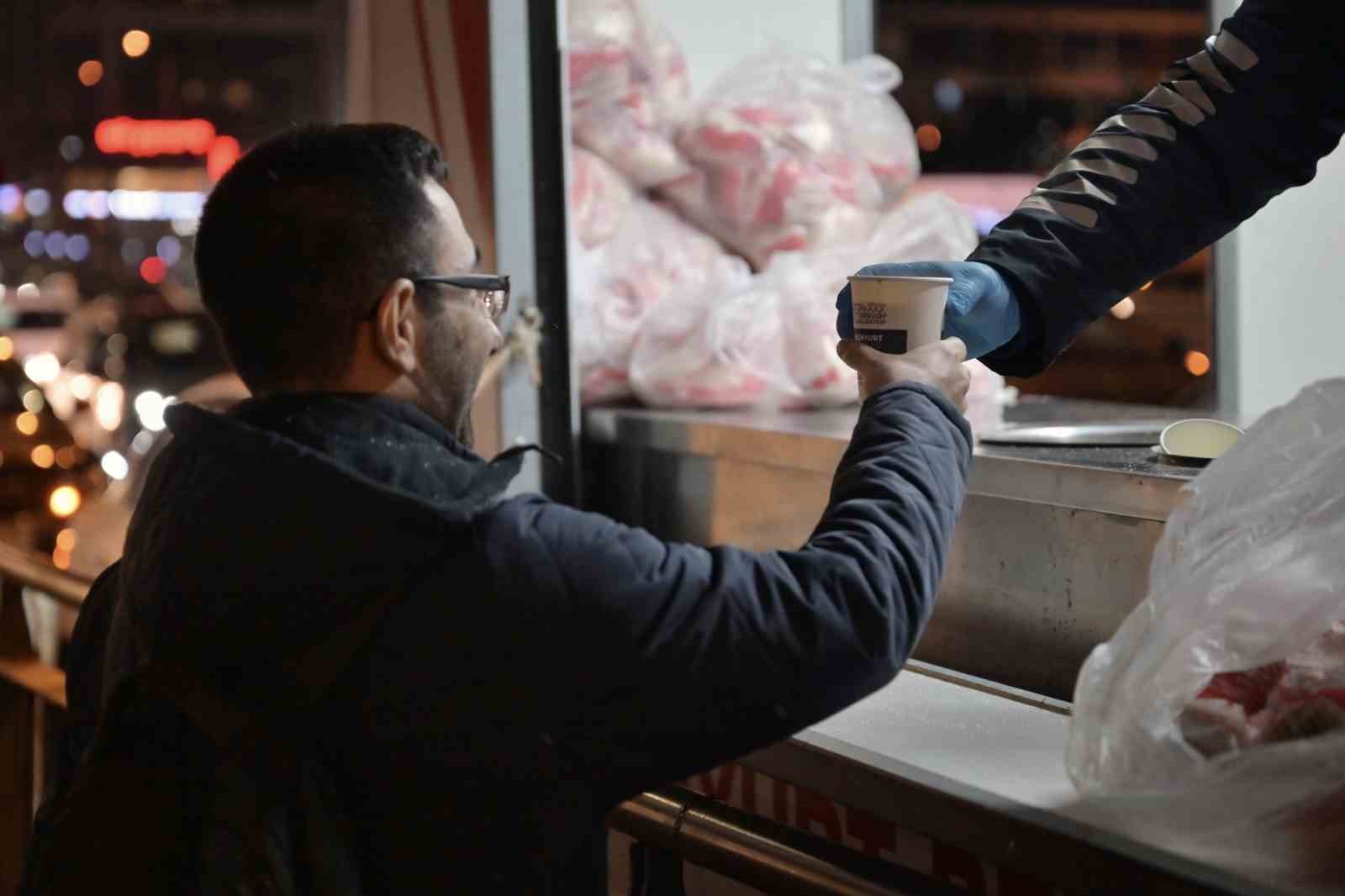 Esenyurt Belediyesi’nden vatandaşın içini ısıtan uygulama
