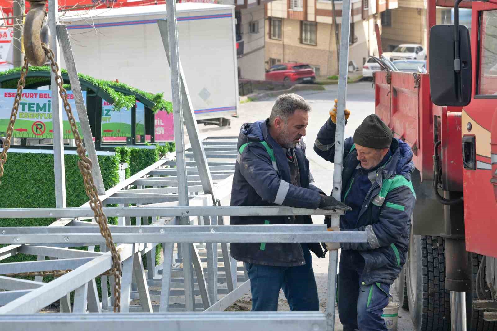 Esenyurt Mehmet Akif Ersoy Mahallesi’nin 7 yıllık elektrik sorunu çözüldü
