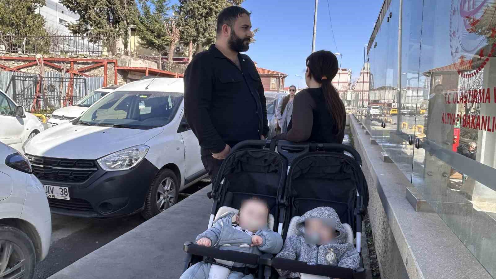 Esenyurt’ta eşi ve ikiz bebeklerinin gözü önünde darp edildi
