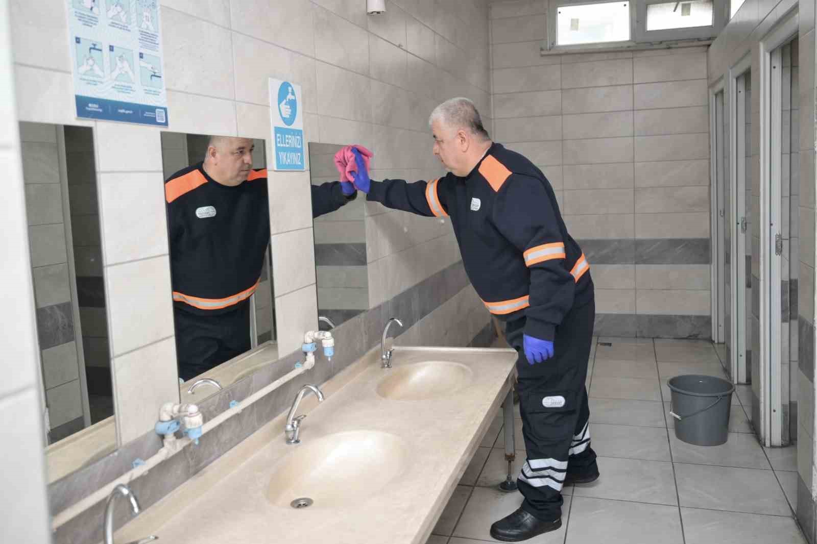 Esenyurt’ta okullar yeni eğitim dönemine hazır
