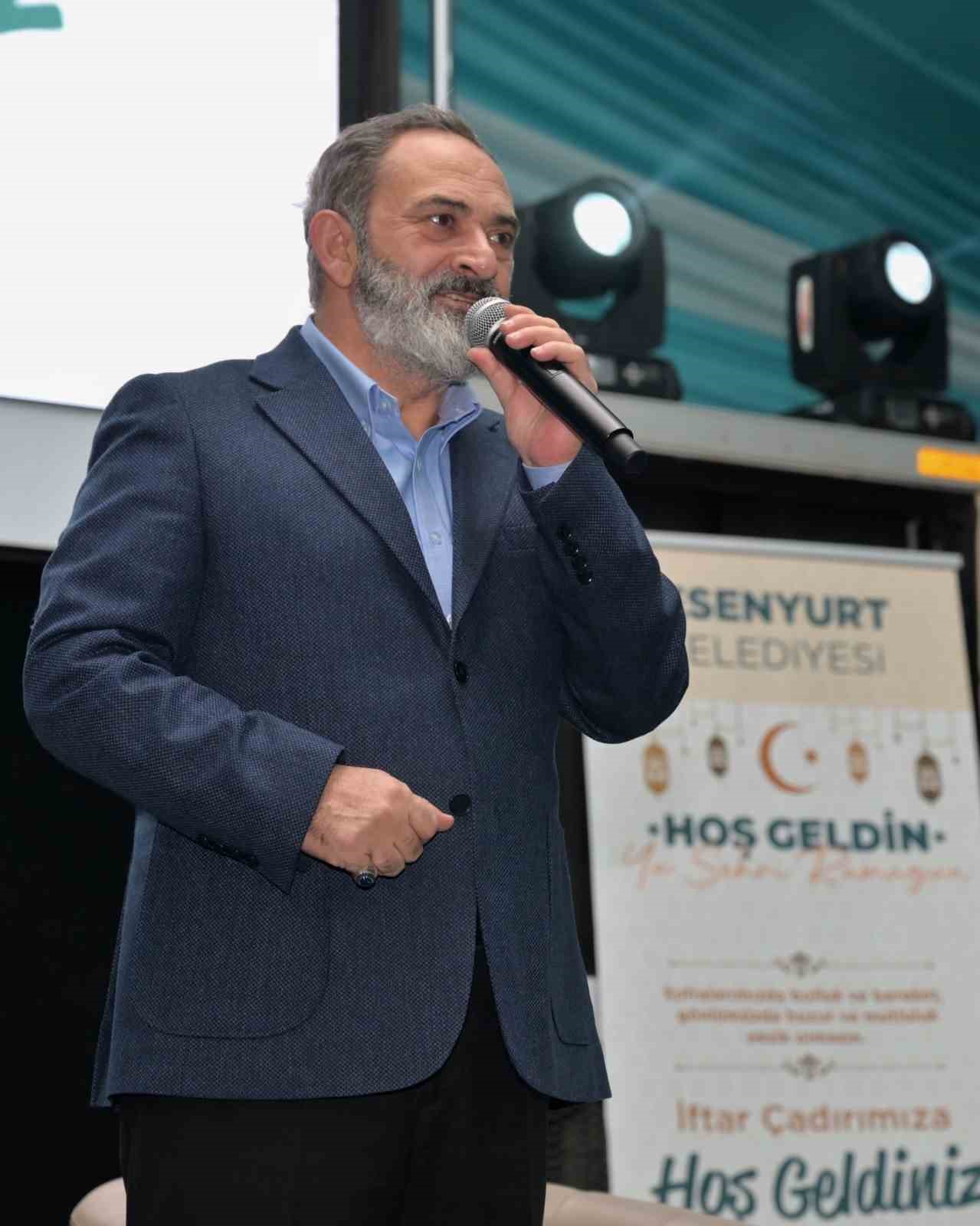 Esenyurt’ta şiir ve muhabbet dolu Ramazan akşamı
