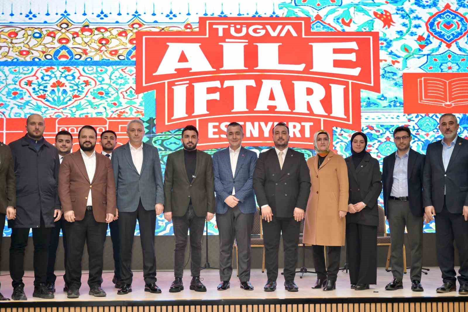 Esenyurt’ta TÜGVA Aile İftarı programı düzenlendi
Esenyurt’ta TÜGVA Aile İftarı programı düzenlendi