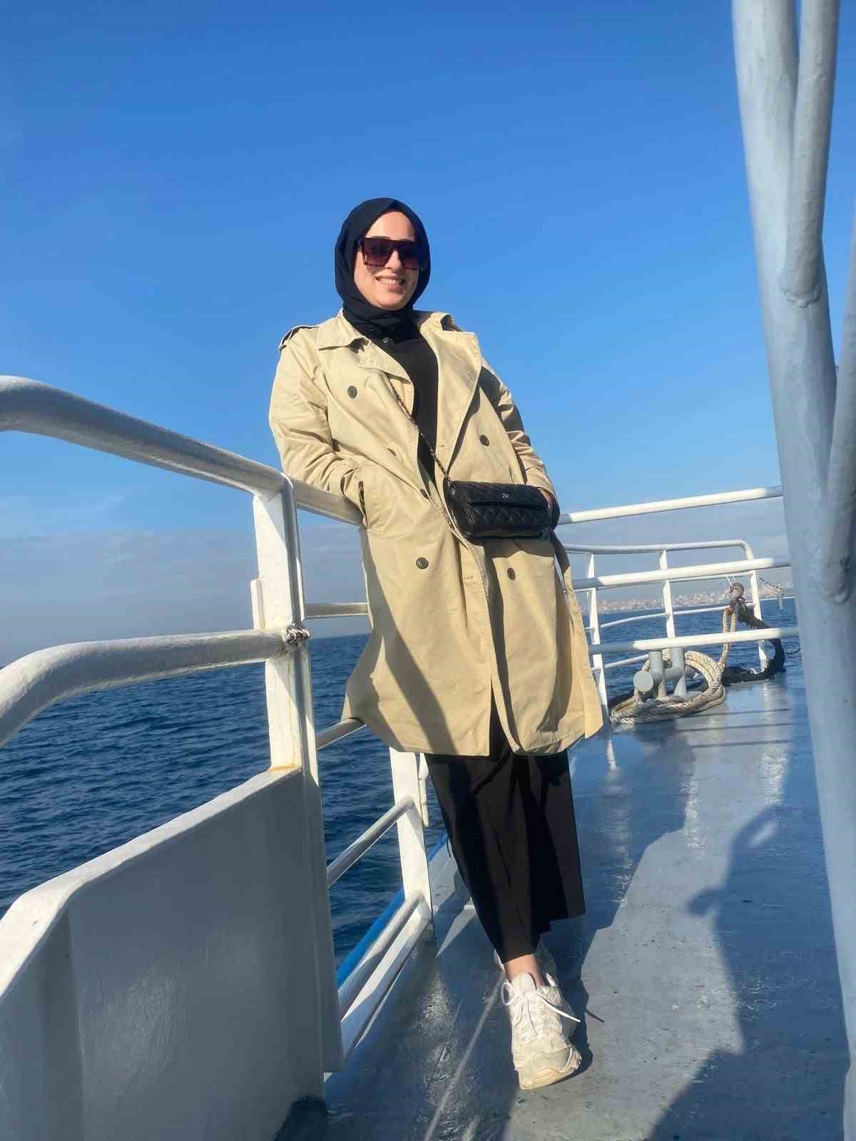 Eşi tarafından öldürülüp yakılmak istenen Semanur son yolculuğuna uğurlandı
