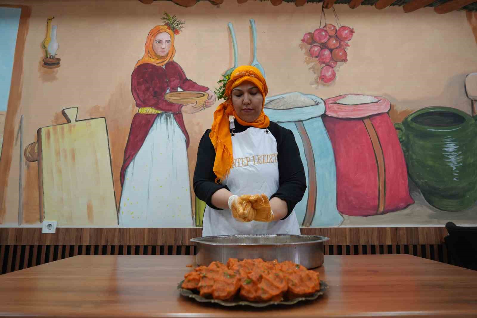 Eşine yardım için gitti kendi işinin patronu oldu
